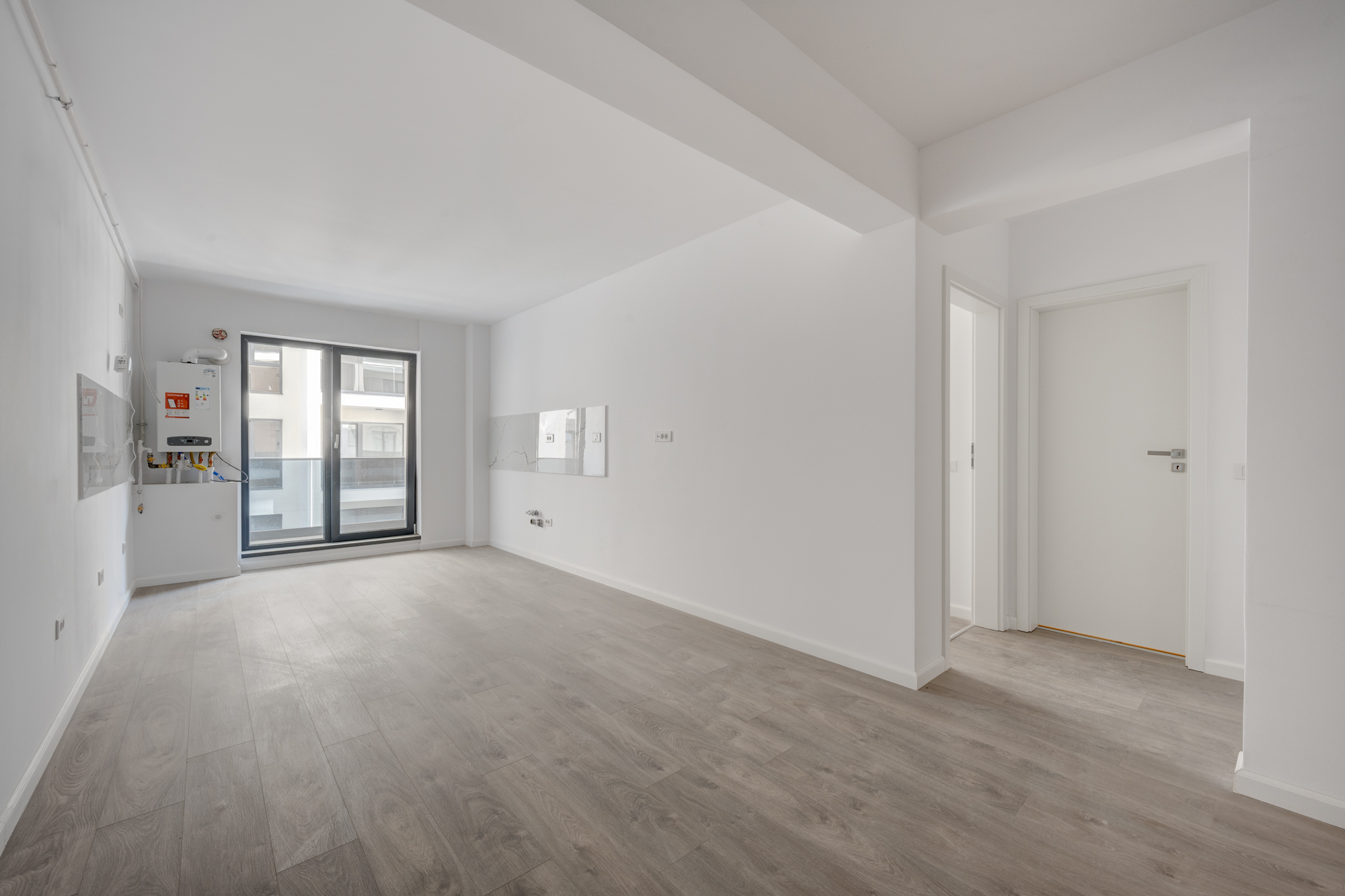 Studio dublu finalizat | est | metrou Berceni